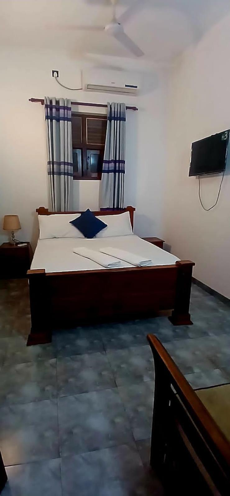 Negombo Royal Villa By Hotel Oviniru Eksteriør bilde